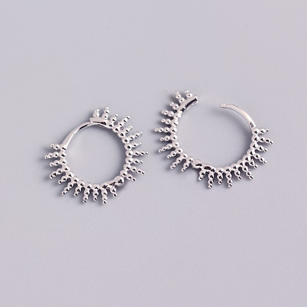 ⚜️𝟯𝟬%𝗢𝗙𝗙 𝗯𝘂𝗻𝗱𝗹𝗲𝘀 𝟯+⚜️ NEW Solar Copper Hoop Earrings - Picture 7 of 9